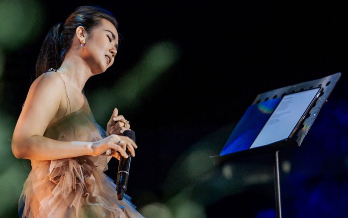 Được khán giả khen hát nốt cao 'dễ như lông hồng', Võ Hạ Trâm nói gì?