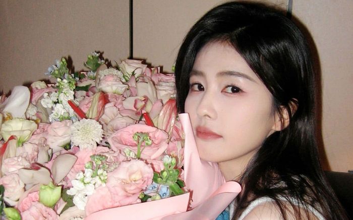 Bạch Lộc kỷ niệm 2 năm ngày cưới, chú rể bị chê không bằng La Vân Hi