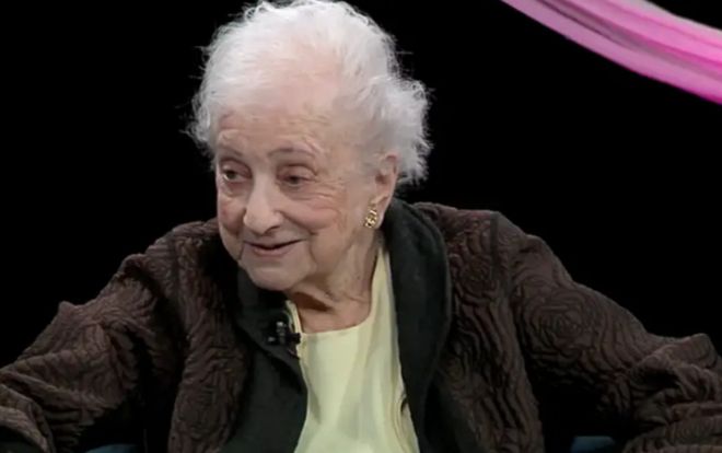 Cụ bà sống hơn 1 thế kỷ tiết lộ bí quyết 'trường thọ'