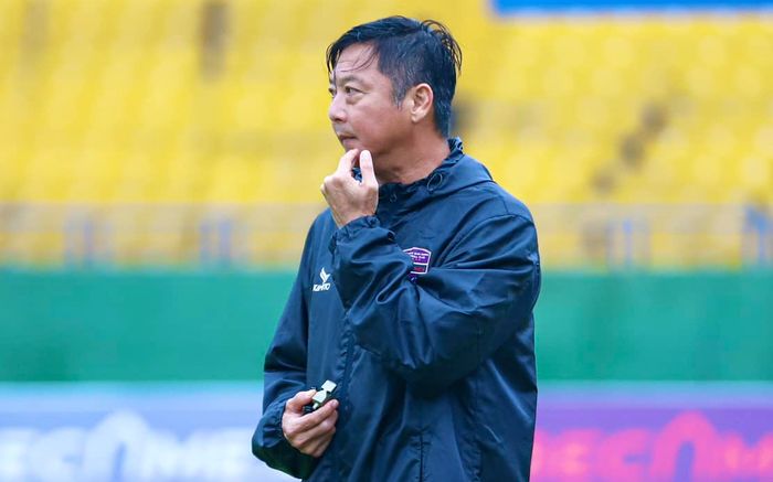 Lượt về V.League 2023: Bình Dương hay TPHCM xuống hạng?