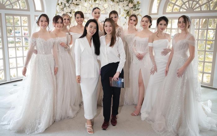 Charlize Cao - Người Đứng Sau Thành Công Show Diễn Váy Cưới Linh Nga Tại Hoa Kỳ