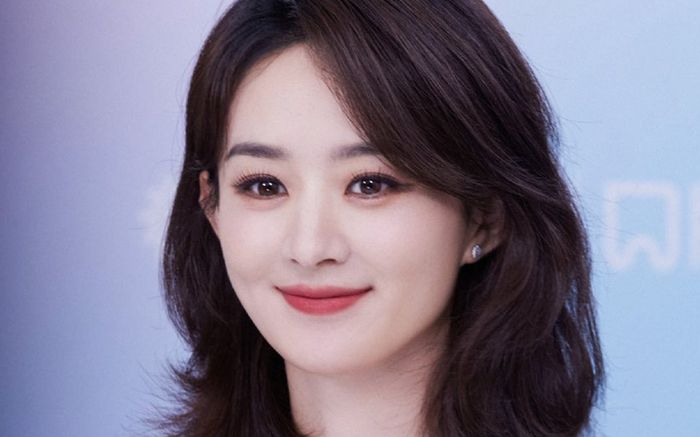 Nhận không ra Triệu Lệ Dĩnh trong bộ ảnh mới: Hậu quả của phẫu thuật thẩm mỹ?