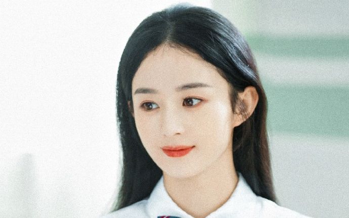 Fan tức giận khi Triệu Lệ Dĩnh đóng vai phụ trong phim mới của Trương Nghệ Mưu