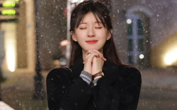 Triệu Lộ Tư chính thức công khai bạn trai, là ai mà được khen đẹp đôi hơn cả Ngô Lỗi?