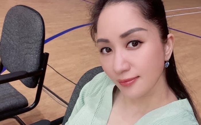 Khánh Thi khi cuối thai kỳ: Vẫn tất bật với công việc, thừa nhận 1 điều