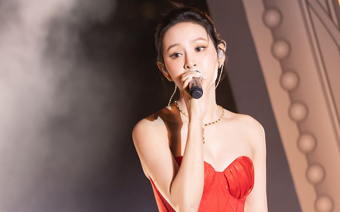 Hiền Hồ 'biến mất' không dấu vết hậu bị khán giả tẩy chay