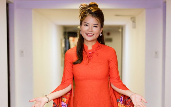 Nữ thạc sĩ 9X thông thạo 4 ngoại ngữ, một mình chinh phục hơn 100 quốc gia