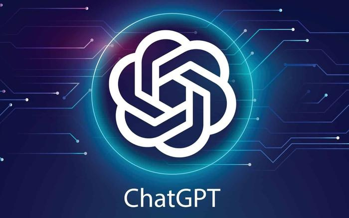 ChatGPT lần đầu sụt giảm lượng truy cập