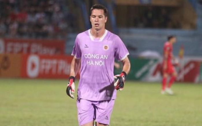 Quang Hải và Filip Nguyễn giúp CAHN chạm một tay vào chức vô địch