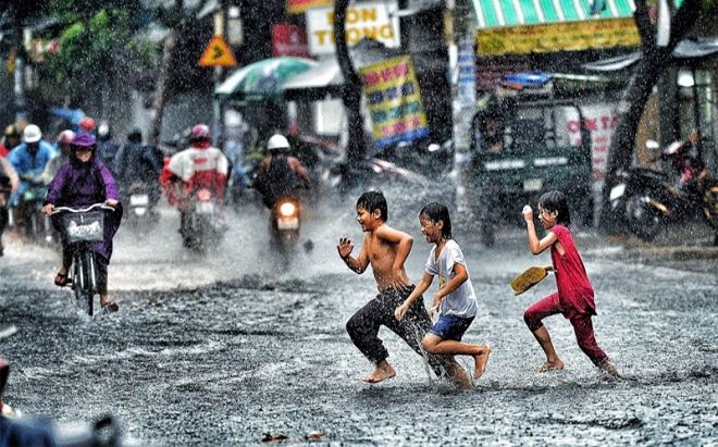 Miền Bắc đón mưa lớn kéo dài trên diện rộng