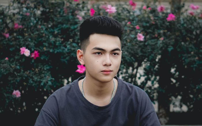 Cứ tưởng SV IT toàn đầu to mắt cận, hóa ra cũng có 'cực phẩm' trai đẹp thế này!