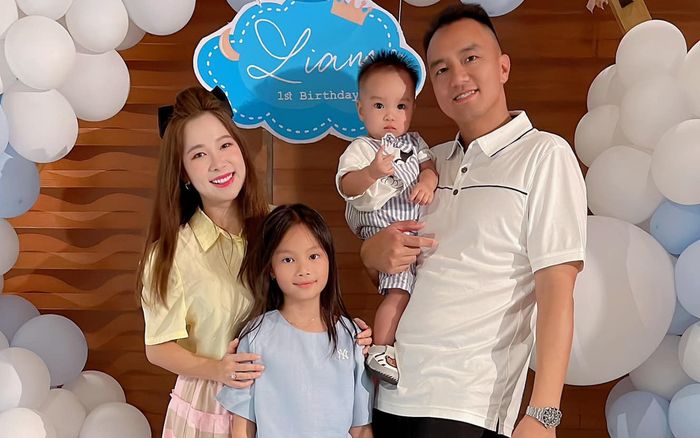 Duy Uyên nhóm Mắt Ngọc về VN tổ chức tiệc thôi nôi cho quý tử