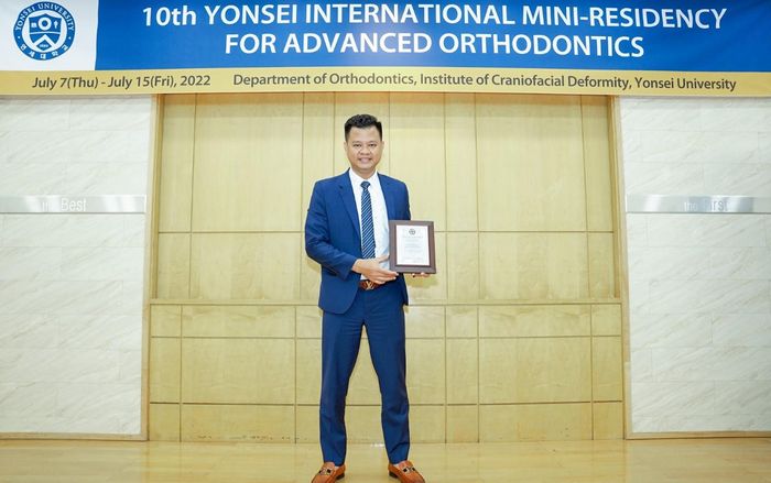 Bác sĩ Ngô Tùng Phương kiến tạo nụ cười cùng Invisalign và răng sứ thẩm mỹ