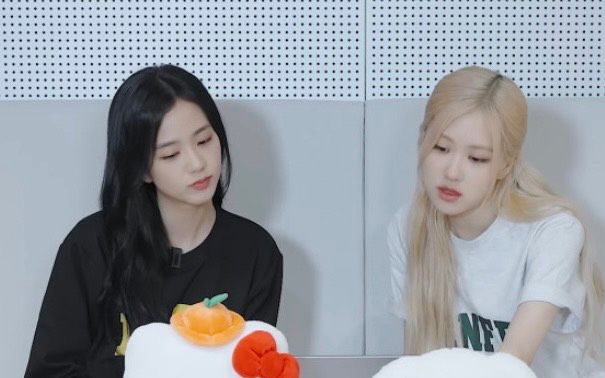 Jisoo tiết lộ tính cách thật của bản thân, lần đầu thú nhận điều này với Rosé