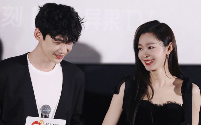 Không còn giấu giếm, Tống Dật chính thức thừa nhận tình cảm với Bạch Kính Đình