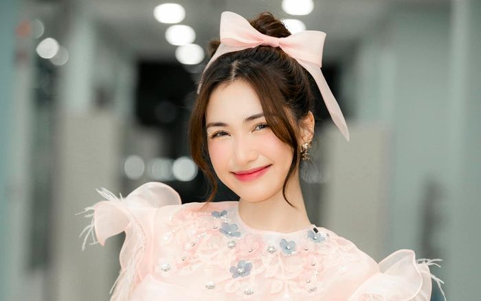 Hoà Minzy gặp sự cố sức khoẻ vì ép cân, lí do ai cũng dễ gặp phải