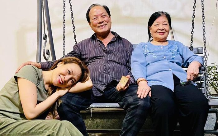 Mỹ Tâm nhắn nhủ tới ba mẹ đầy xúc động dịp Vu Lan, nghe mà rưng rưng