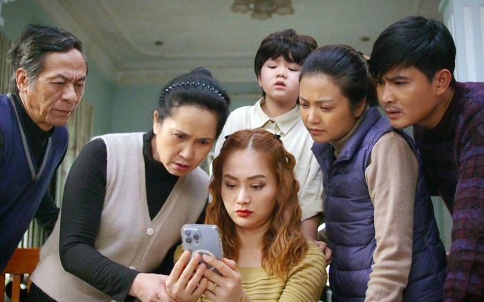 Càng về sau càng vô lý, Gia Đình Mình Vui Bất Thình Lình nhận phản ứng gì?