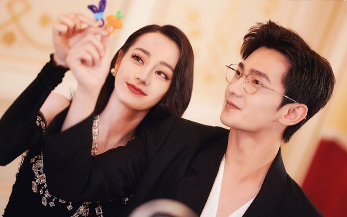 Dương Dương, Địch Lệ Nhiệt Ba bị chỉ thẳng mặt vì xem thường nghề diễn