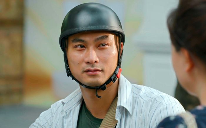 Duy Hưng đem nét diễn của Trung 'trâu' vào Làng Trong Phố và cái kết