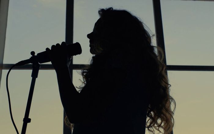 Nữ ca sĩ 'chơi lớn' thưởng hơn 1 nghìn tỷ cho nhân viên khiến dân mạng xôn xao