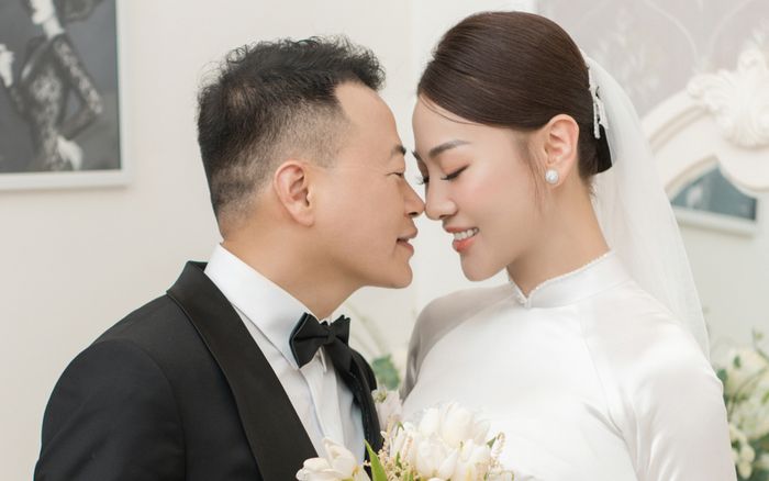 Chúc sinh nhật Shark Bình bằng tiếng anh, Phương Oanh bị soi mắc lỗi cơ bản