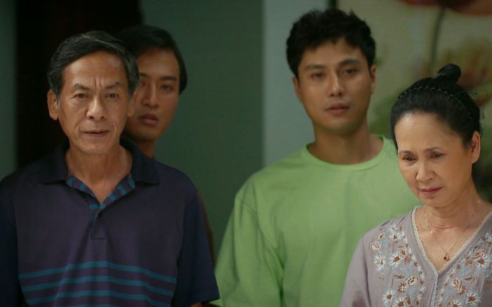 Gia Đình Mình Vui Bất Thình Lình: Diễn viên không khóc khán giả nước mắt như mưa