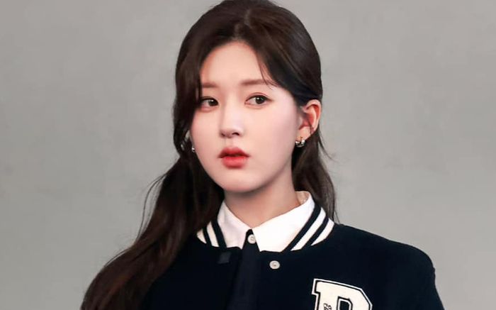 Nhân viên đoàn phim tiết lộ tính cách thật của Triệu Lộ Tư