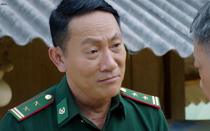 Cuộc Chiến Không Giới Tuyến tập 4: Trung và Quang đau đầu vì hủ tục của dân bản