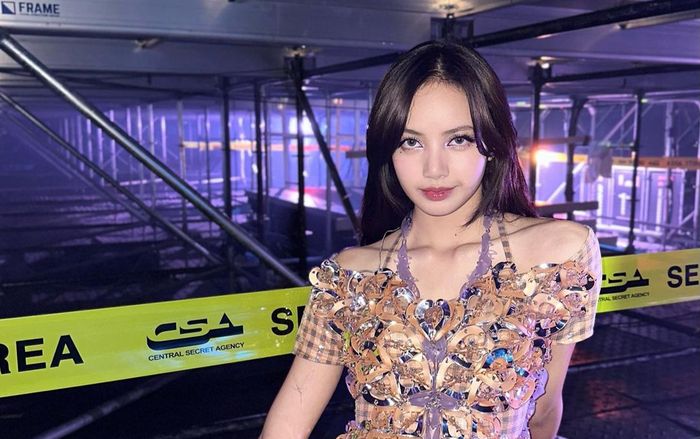 Giữa tin đồn rời công ty, Lisa bất ngờ có động thái liên quan đến người hâm mộ