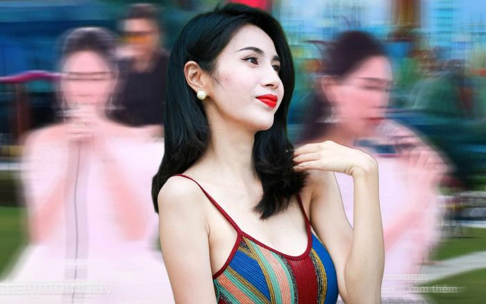 Xôn xao hình ảnh Thủy Tiên ngồi hát trong 'công viên thủy tinh'?