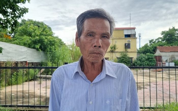 Cụ ông 76 tuổi bị nhà xe bỏ rơi giữa đường ở Quảng Trị và cái kết đẹp