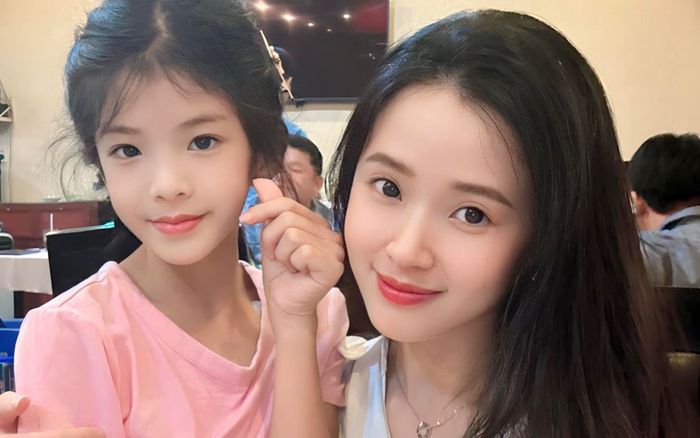 Midu công khai diện mạo 'con gái' Mai Phương Thuý, cùng nhóc tỳ làm điều này