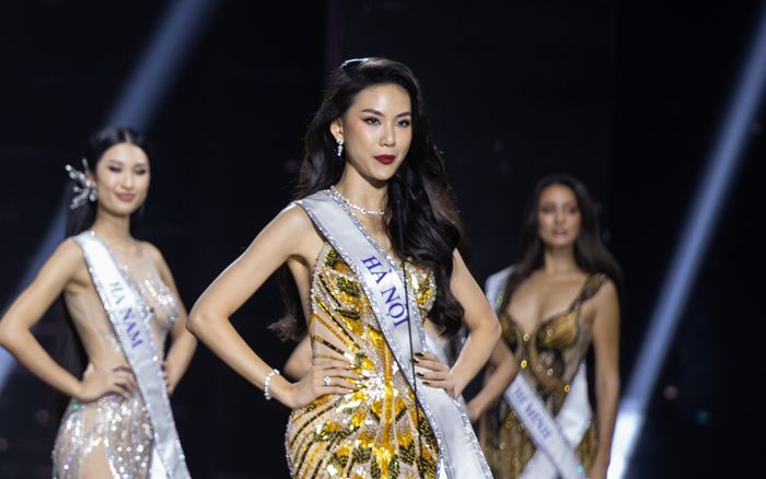 Soi tiếng Anh của Hoa hậu Bùi Quỳnh Hoa, phát âm thế nào mà gây tranh cãi?