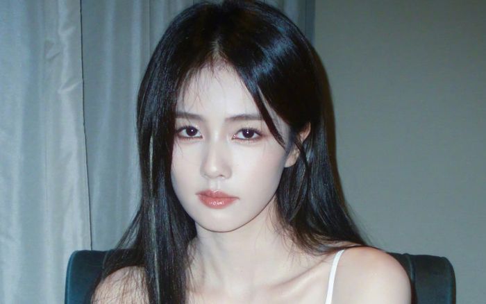 Bạch Lộc công khai yêu đương với mỹ nam kém tuổi?