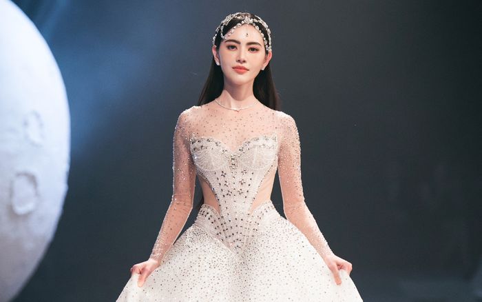 Mai Davika diện áo cưới do Lan Khuê thiết kế, khoe visual triệu người mê mẩn