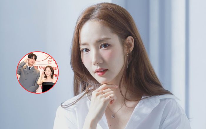 Park Min Young quyến rũ hết nấc sánh đôi bên 'ông xã' đẹp không kém Park Seo Joon