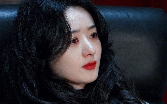 Triệu Lệ Dĩnh bật khóc nói lời cảm ơn một nhân vật ngay trong ngày vui của cuộc đời