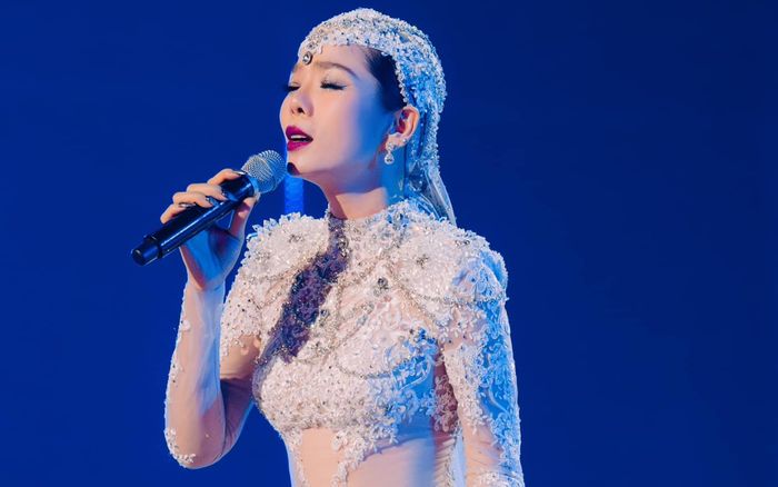 Lệ Quyên: 'Đêm qua trước khi lên sân khấu tôi có cảm giác muốn ngất đi vì đuối quá...'