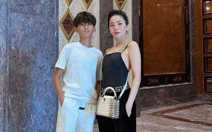 Chiều quý tử như 'trứng mỏng', nhưng Lệ Quyên vẫn có cách dạy con đầy nghiêm khắc