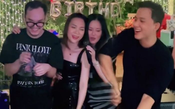 Mỹ Tâm hát hò cùng diva Hồng Nhung bằng 'loa kẹo kéo', phản ứng của Mai Tài Phến gây chú ý