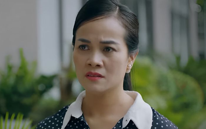 Chúng Ta Của 8 Năm Sau tập 35: Lỡ đụng vào tài sản của thím chồng tương lai, Dương nhận cái kết đau đớn