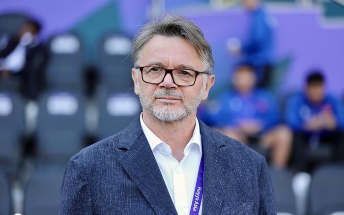 HLV Troussier có thắng được Indonesia?