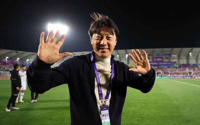 HLV Shin Tae Yong: Bóng đá Indonesia phát triển hơn Việt Nam