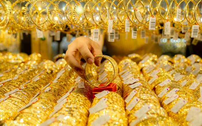 Tình hình vàng trước Tết Nguyên đán: Vàng nhẫn sắp tăng lên 70 triệu đồng/lượng?