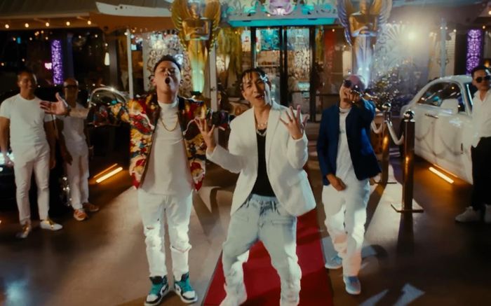 Baby Red tung MV 'SHOWTIME' kết hợp Long Mong Gà, Tiến Sĩ khuấy động thị trường HipHop