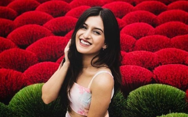 Khách nước ngoài 'phát sốt' trước vẻ đẹp của làng hương cổ Việt Nam