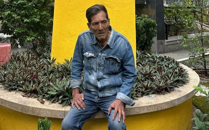 Nghệ sĩ Thương Tín lại bị đột quỵ, lời nhắn nhủ ai nghe cũng xót xa