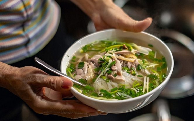 Phở gà Nguyệt vì sao đắt khách?