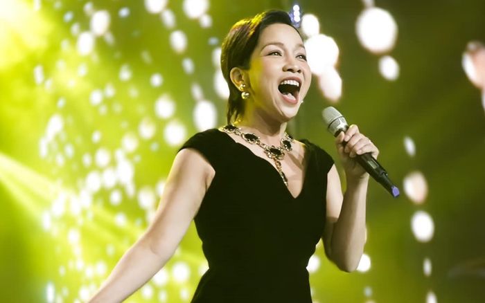 Diva Mỹ Linh hát lại ca khúc làm nên danh xưng 'Phù Vân giáo chủ': Ai nghe cũng nổi da gà!